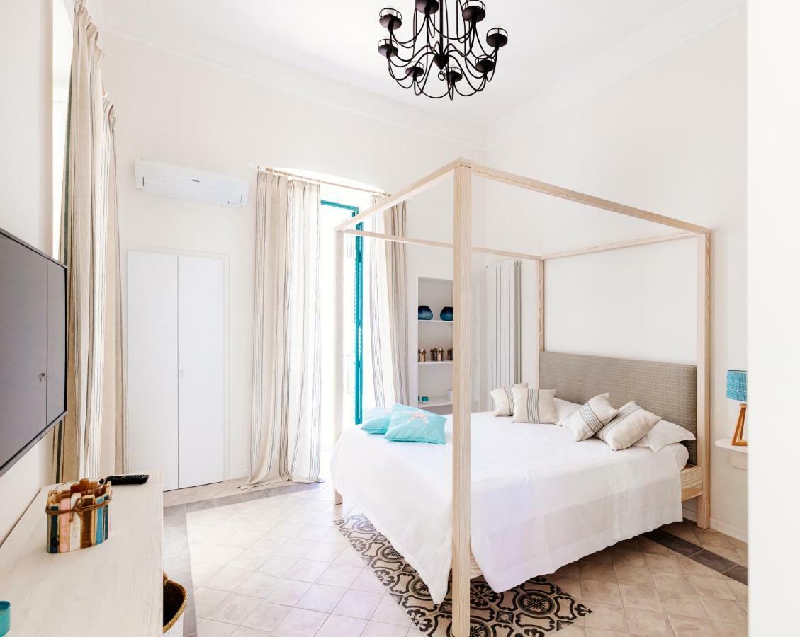 Casa Emma Bed & Breakfast โมโนโปลี ภายนอก รูปภาพ