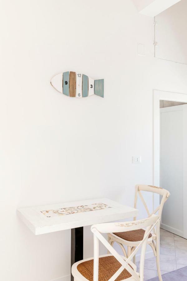 Casa Emma Bed & Breakfast โมโนโปลี ภายนอก รูปภาพ